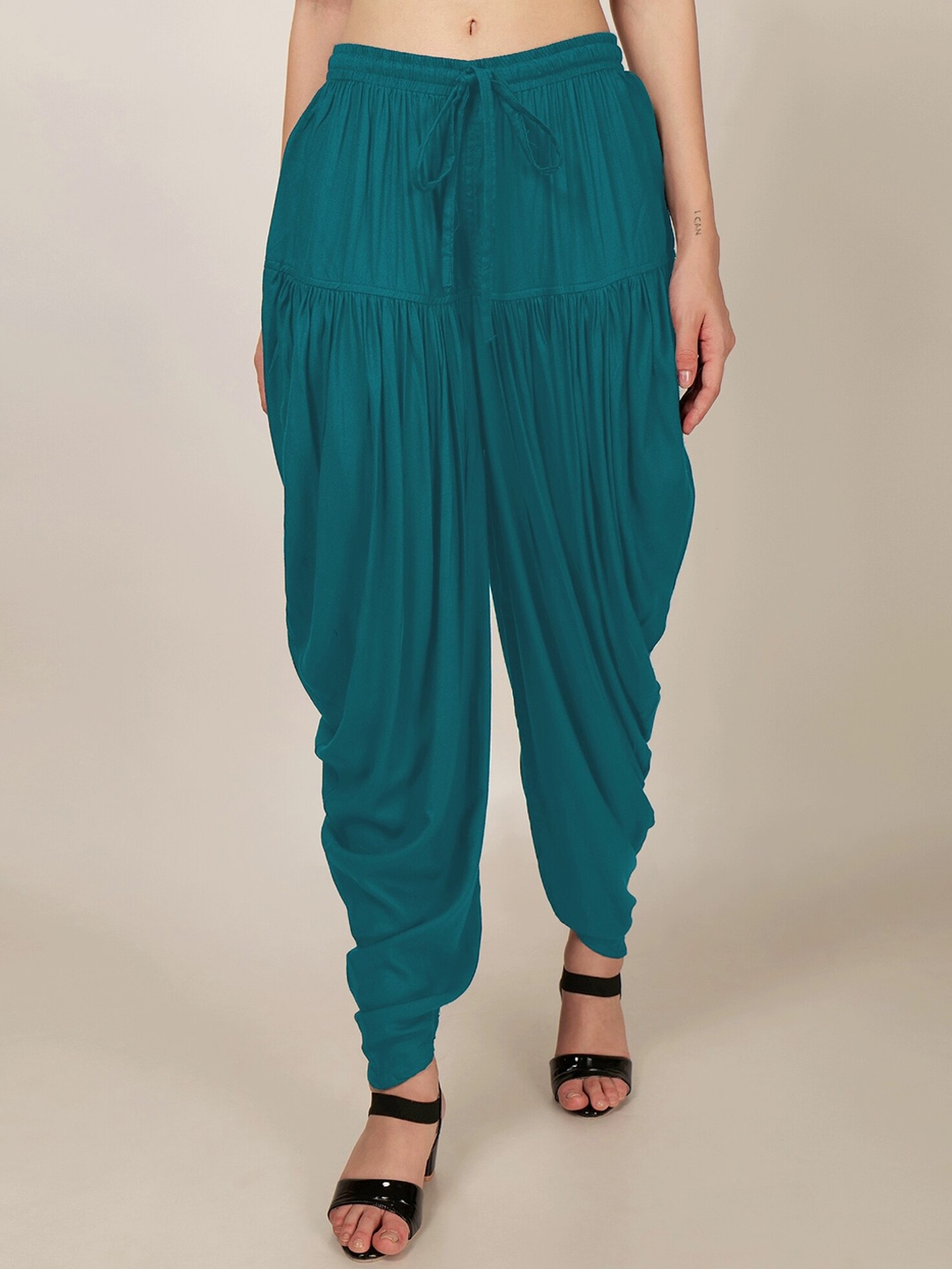 

PATRORNA Women Mid-Rise Relaxed-Fit Dhoti Pant, Green