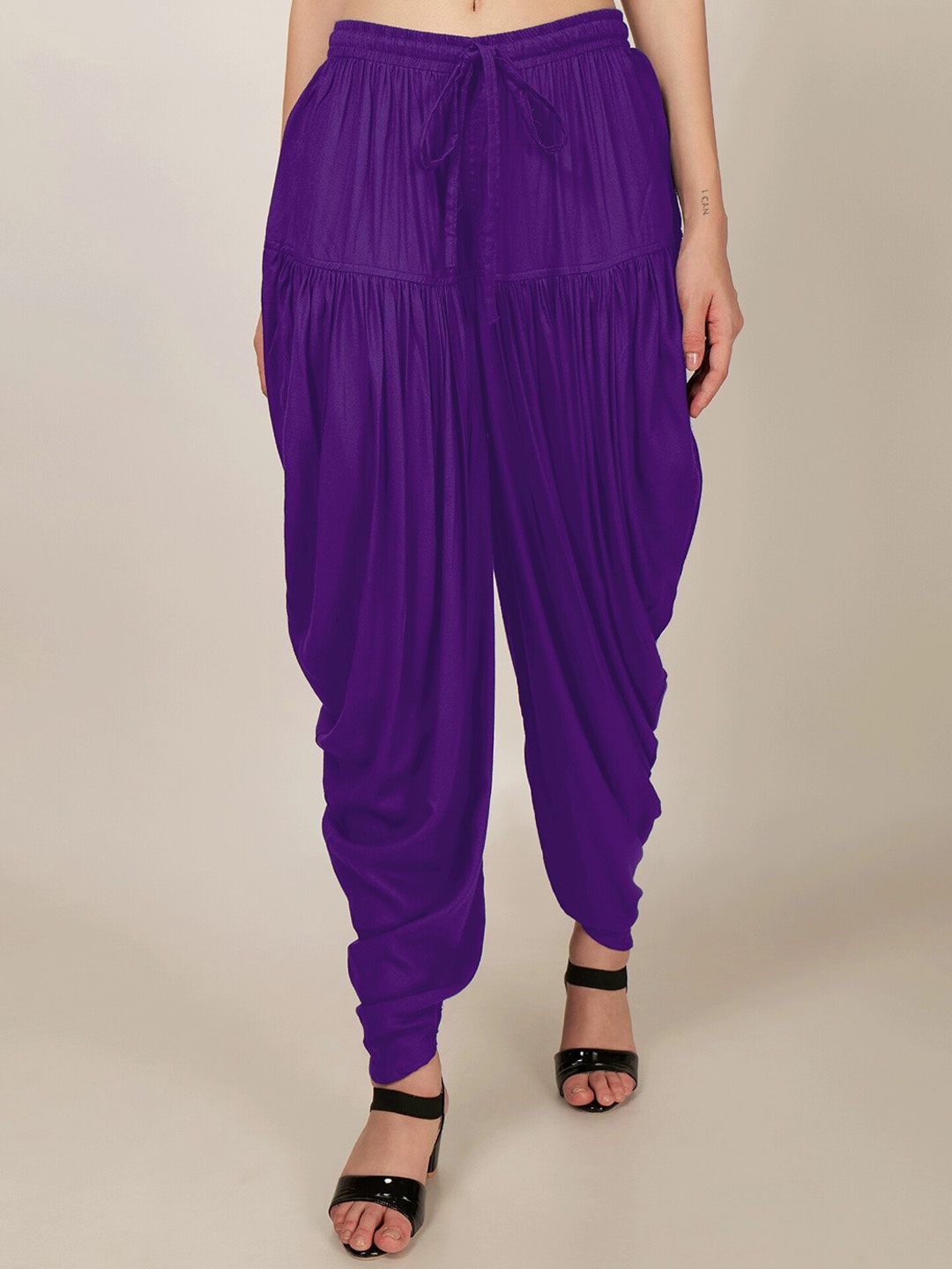 

PATRORNA Women Mid-Rise Relaxed-Fit Dhoti Pant, Purple