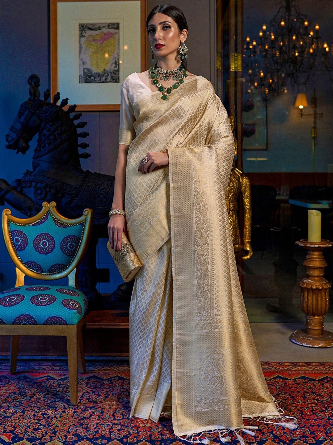 

Angroop Ethnic Motifs Woven Design Zari Kanjeevaram Saree, Cream