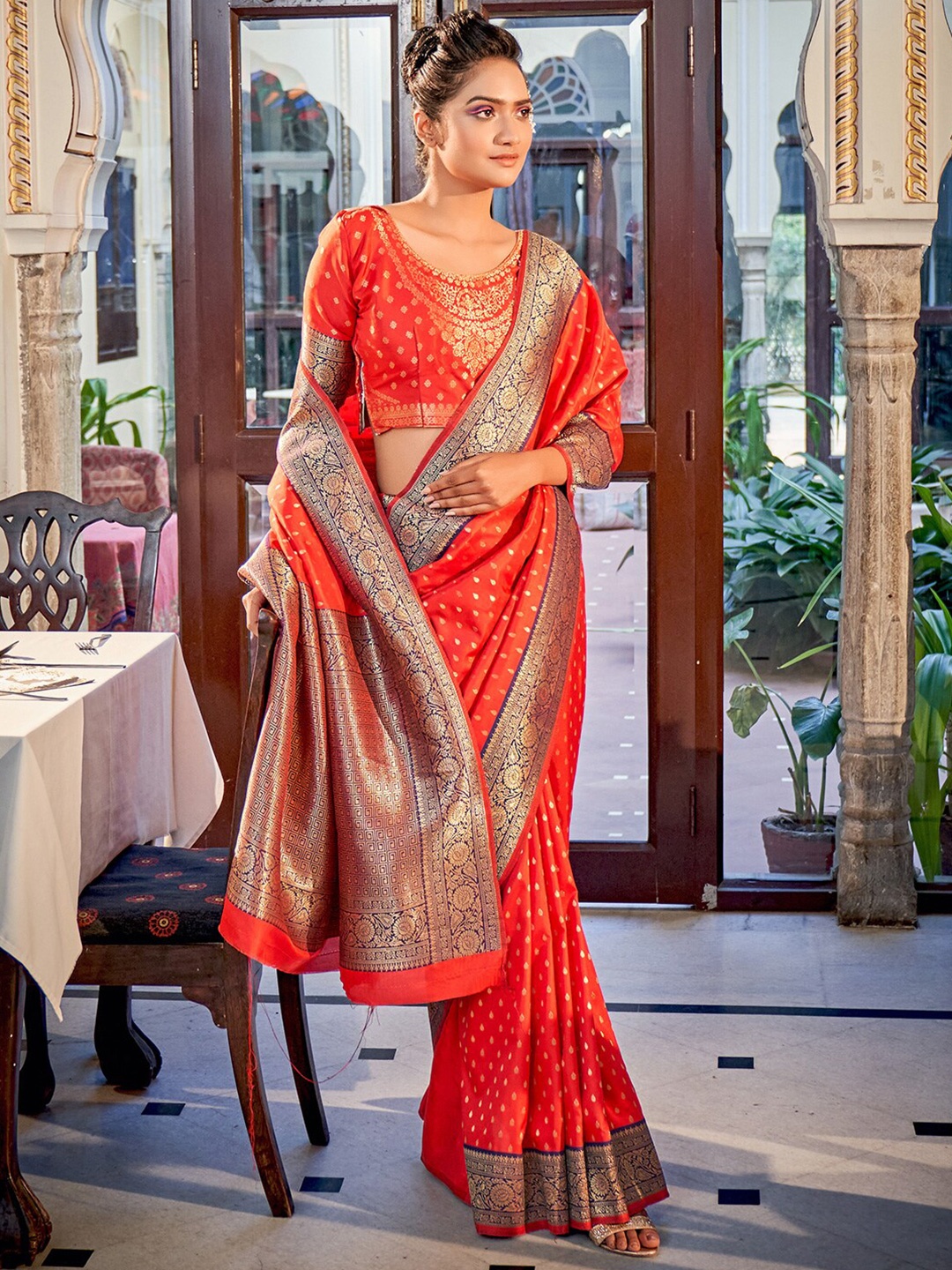 

KARAGIRI Ethnic Motifs Woven Design Zari Silk Blend Banarasi Saree, Red