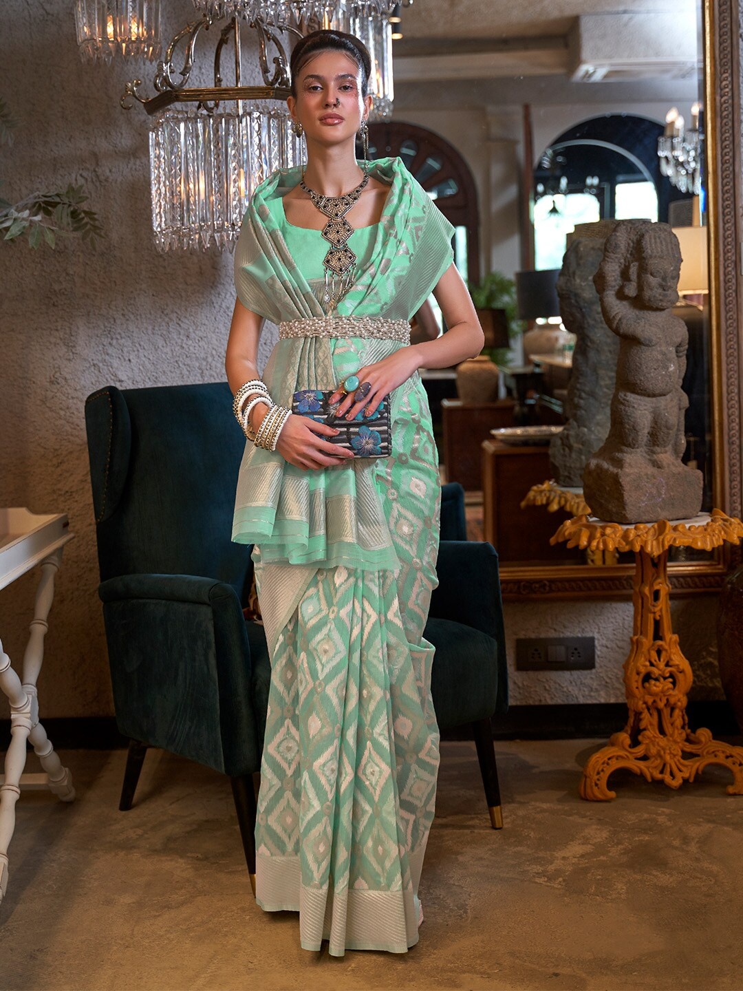 

KARAGIRI Ethnic Motifs Woven Design Zari Linen Blend Saree, Green