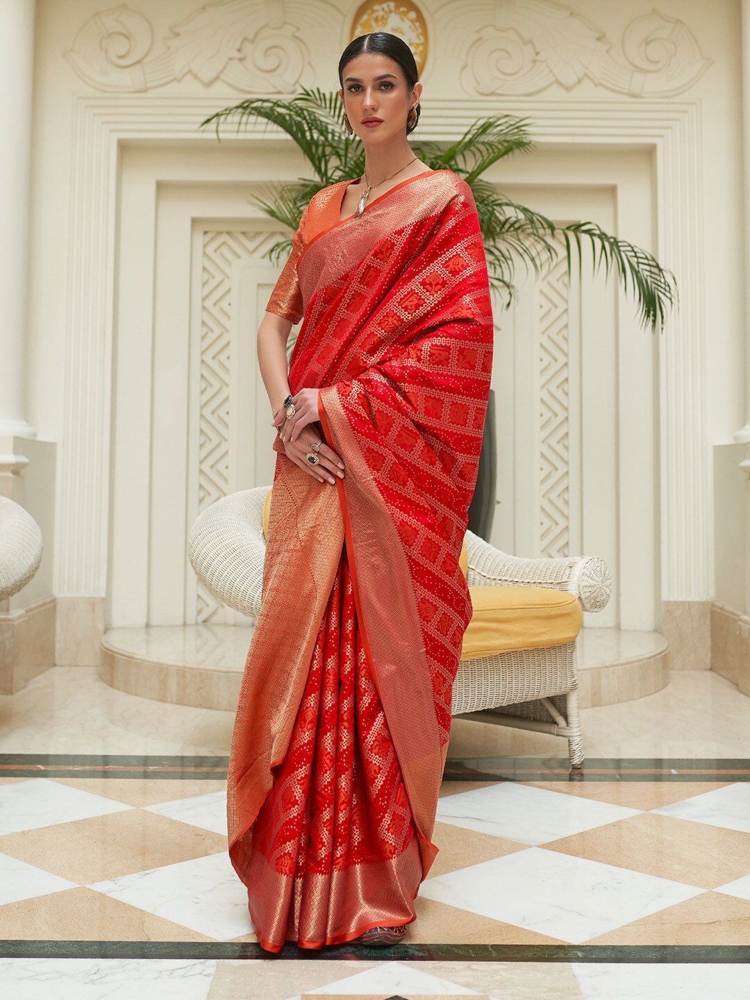 

KARAGIRI Geometric Printed Zari Silk Blend Patola Saree, Red