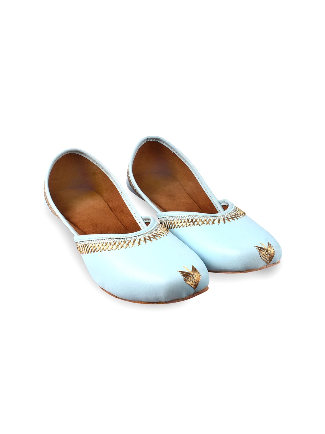 

Apratim Embroidered Ethnic Mojaris, Blue