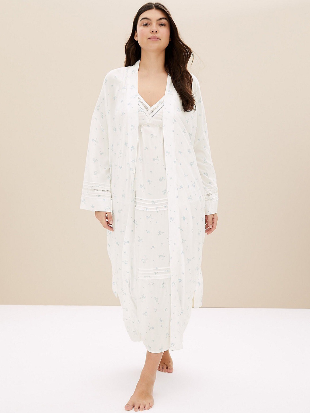 

Marks & Spencer Printed Long-Length Robe, White