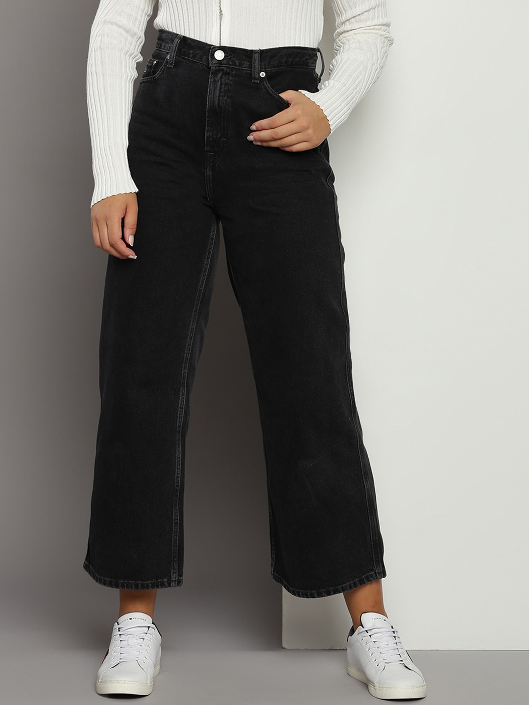 

Tommy Hilfiger Women Wide Leg High-Rise Jeans, Black