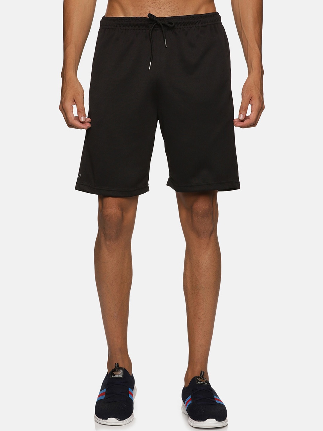 

VS by Sehwag Men Men Mid-Rise Antimicrobial Sports Shorts, Black