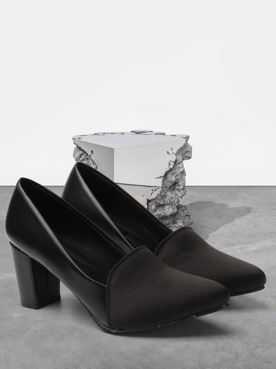 

ICONICS Pointed Toe Block Heel Pumps, Black