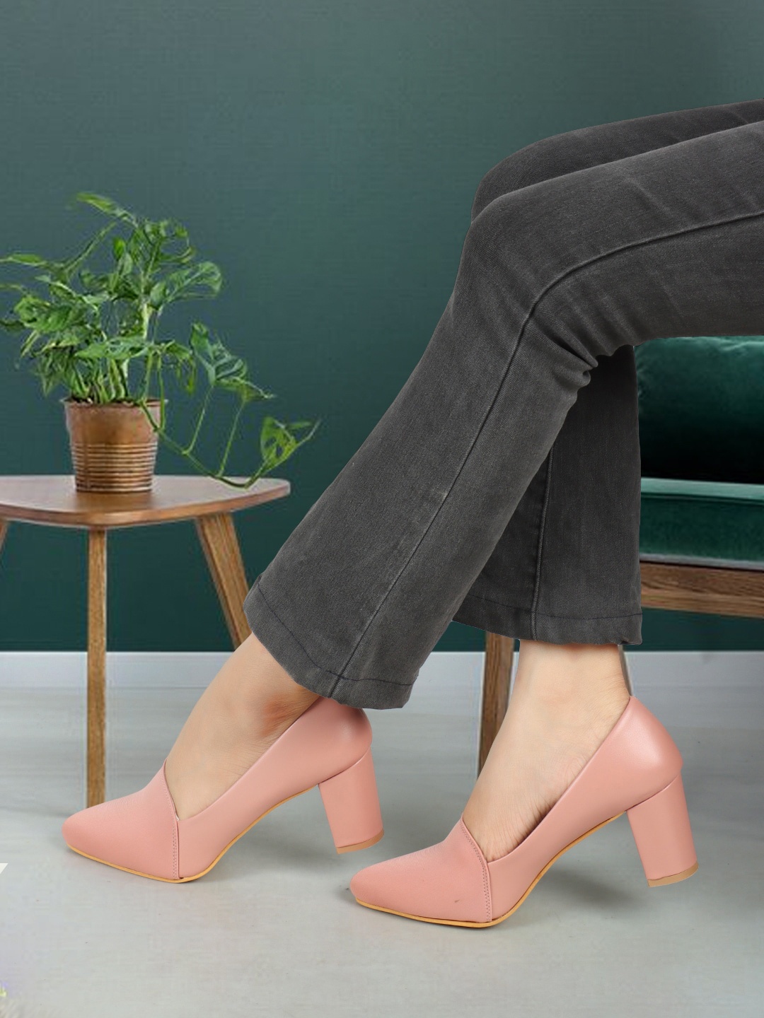 

ICONICS Pointed Toe Block Heel Pumps, Peach