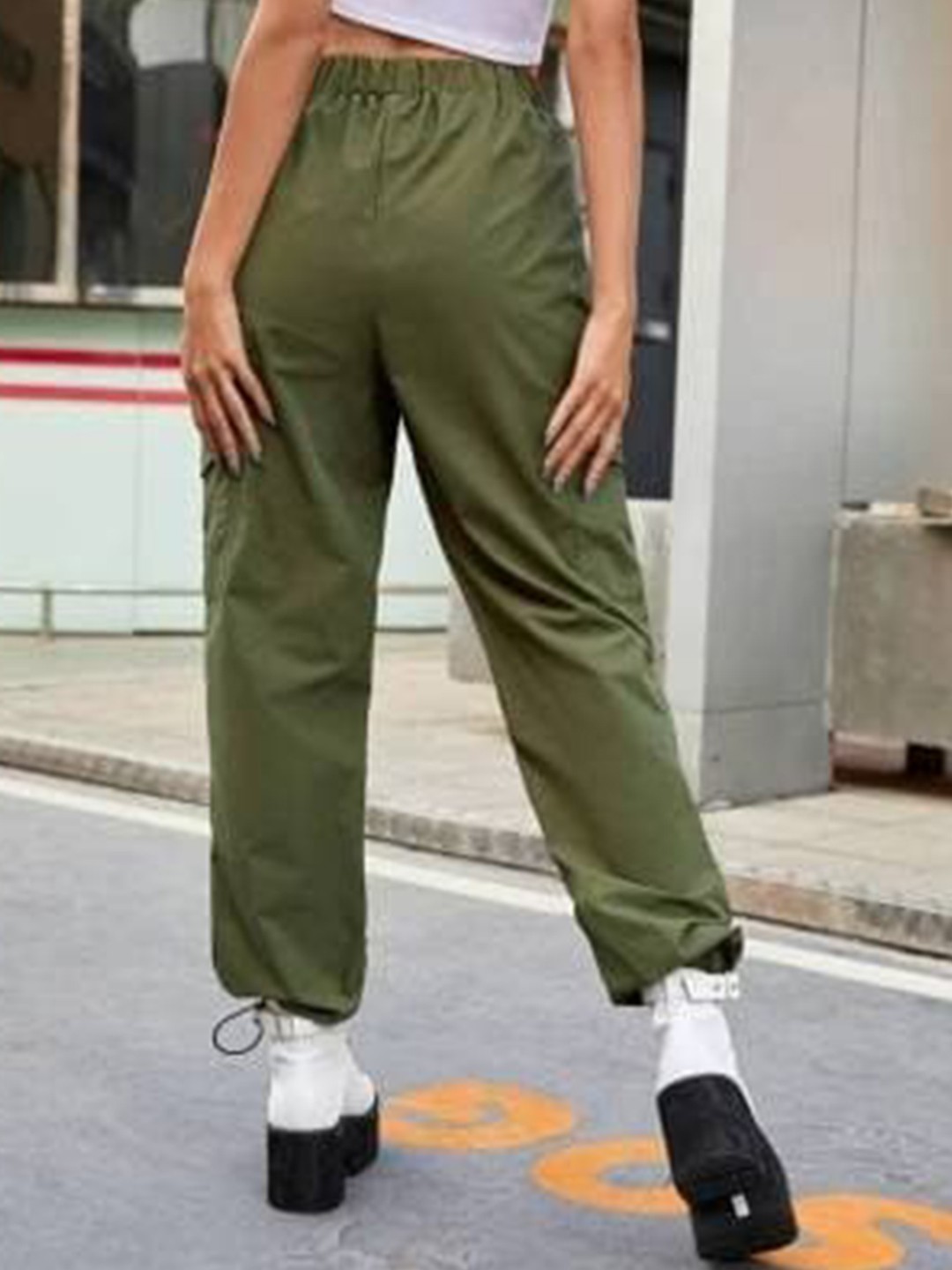 

PLUS 91 Women Mid Rise Cargo Joggers, Green