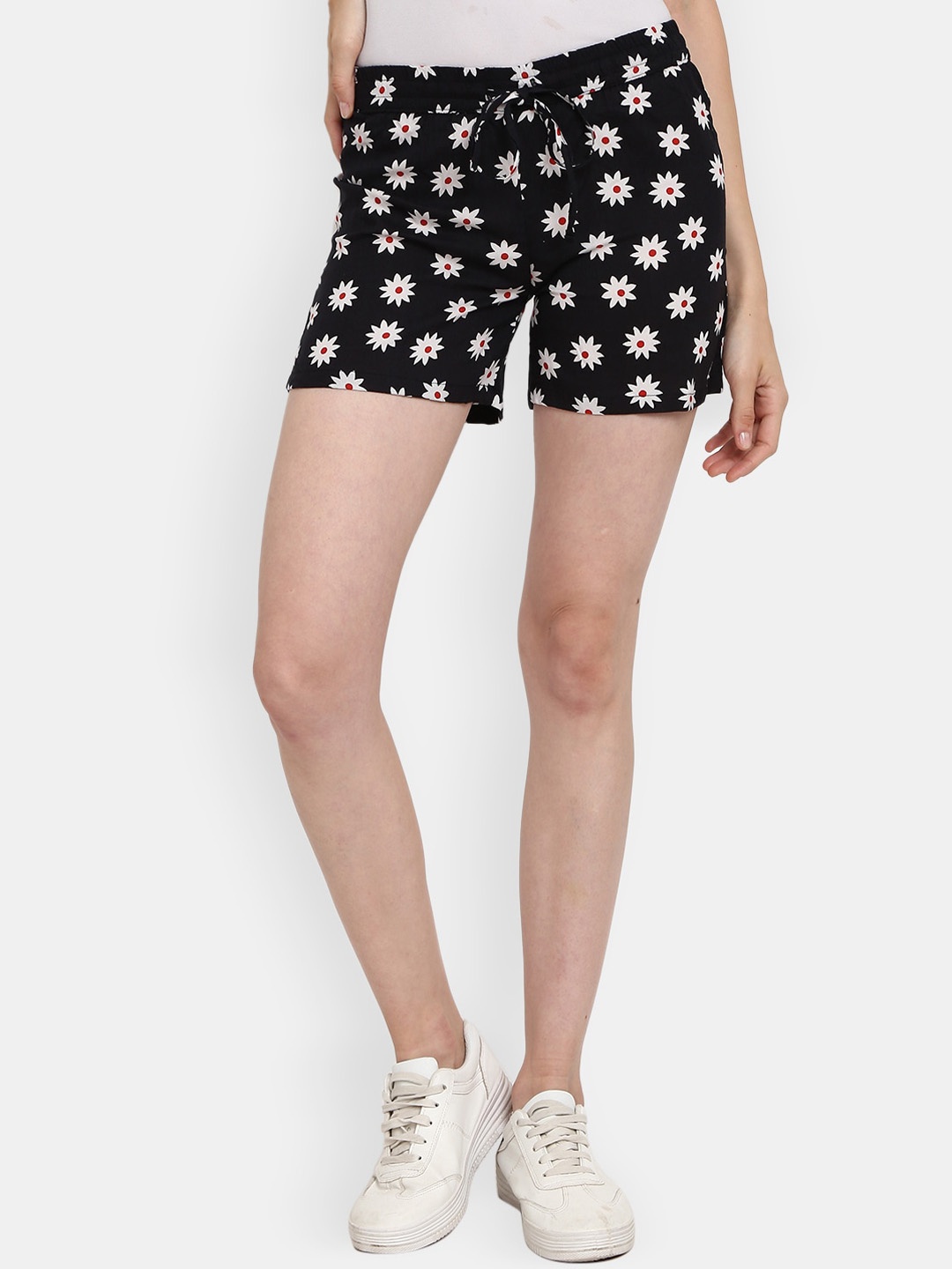 

V-Mart Women Mid-Rise Floral Printed Shorts, Black