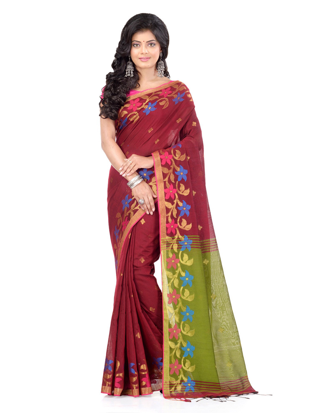 

WoodenTant Floral Woven Design Zari Silk Cotton Saree, Maroon