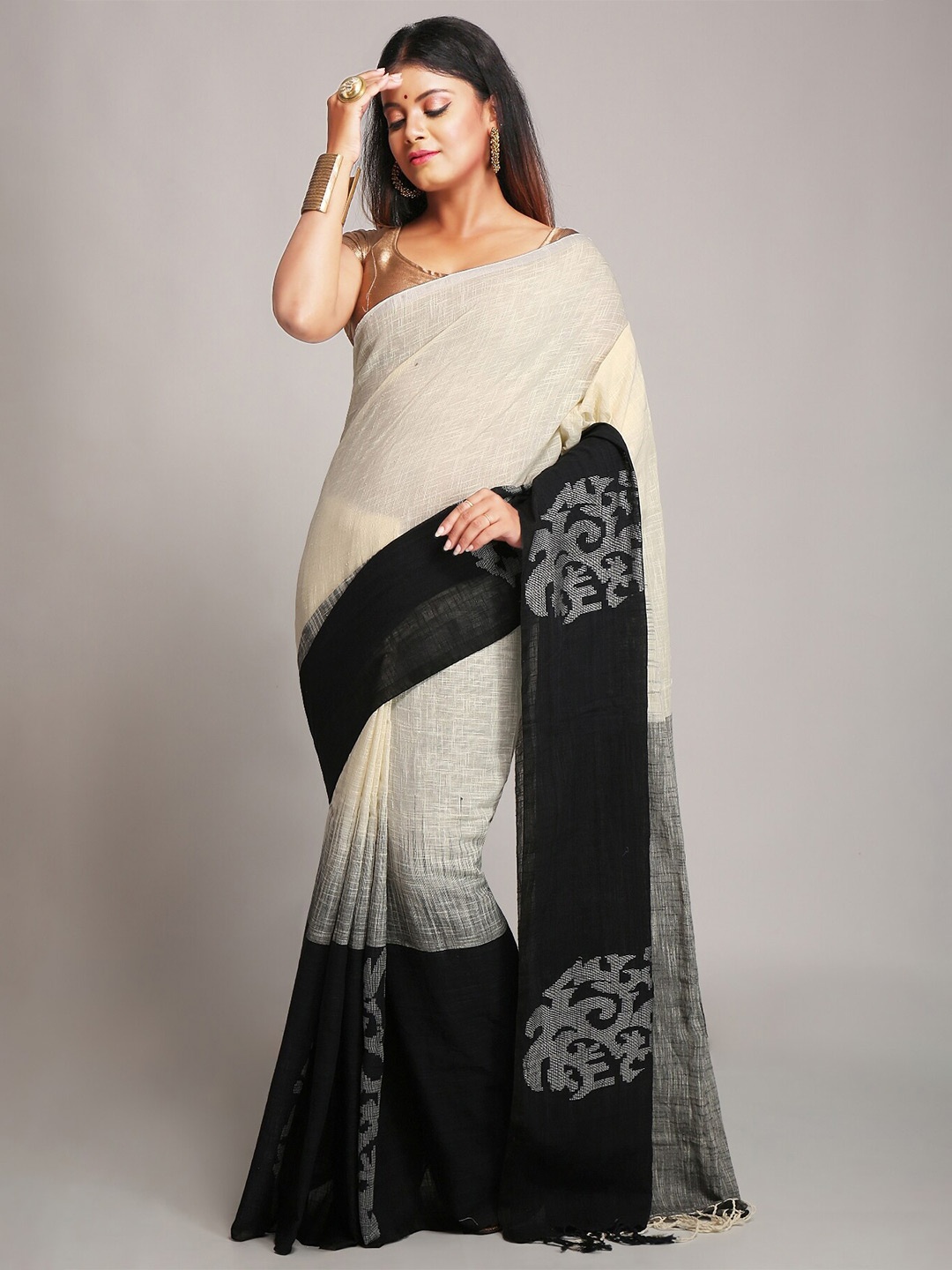 

WoodenTant Ethnic Motifs Woven Design Pure Linen Saree, Off white