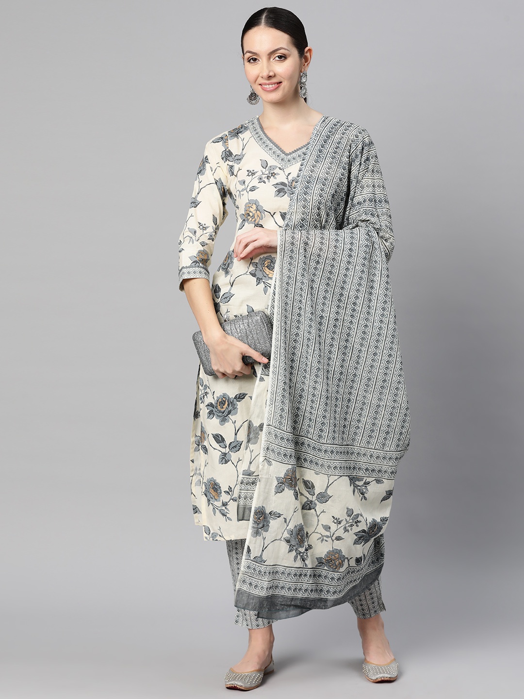 

Vbuyz Women Floral Printed Regular Pure Cotton Kurta with Trousers & Dupatta, Grey