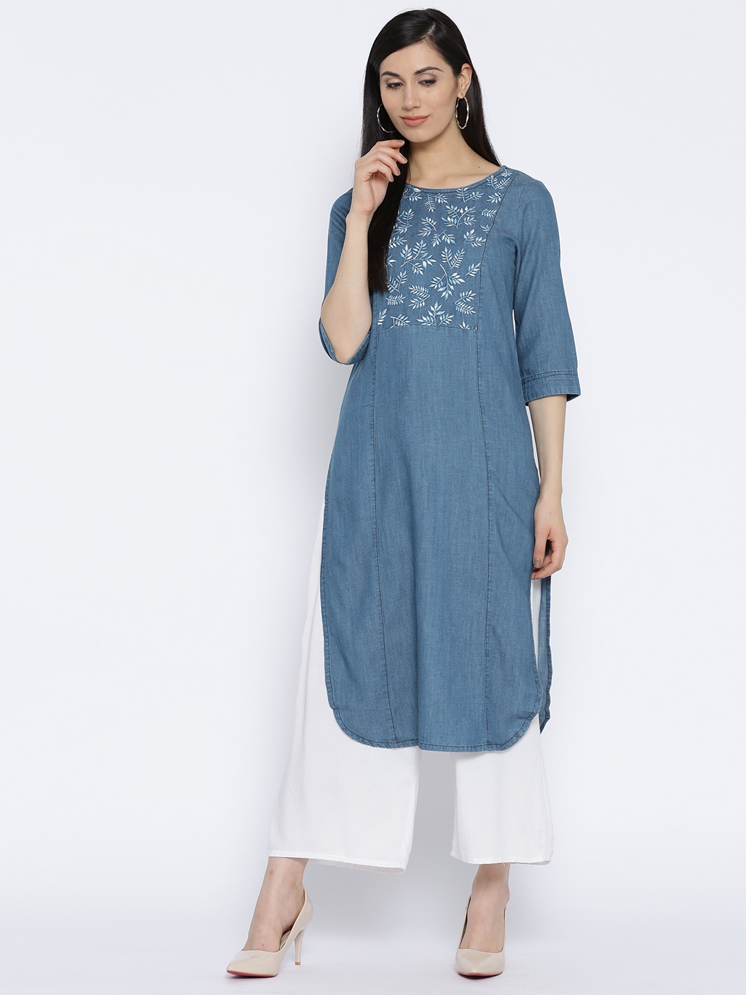 

AURELIA Women Blue Yoke Design Chambray Straight Kurta