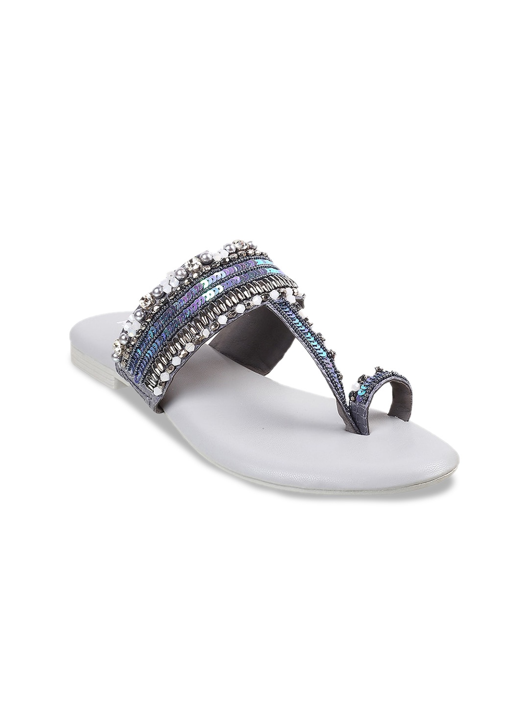 

Mochi Embellished One Toe Flats, Metallic