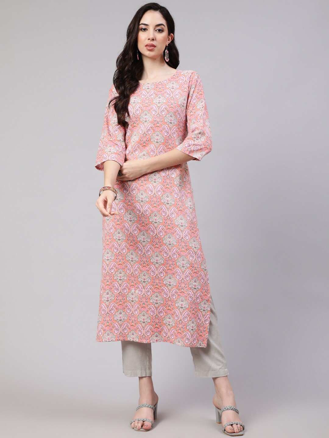 

Nayo Ethnic Motifs Printed Kantha Work Pure Cotton Straight Kurta, Pink