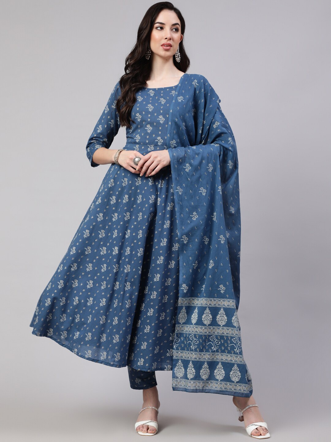 

Nayo Floral Printed Empire Pure Cotton Kurta with Trousers & Dupatta, Blue