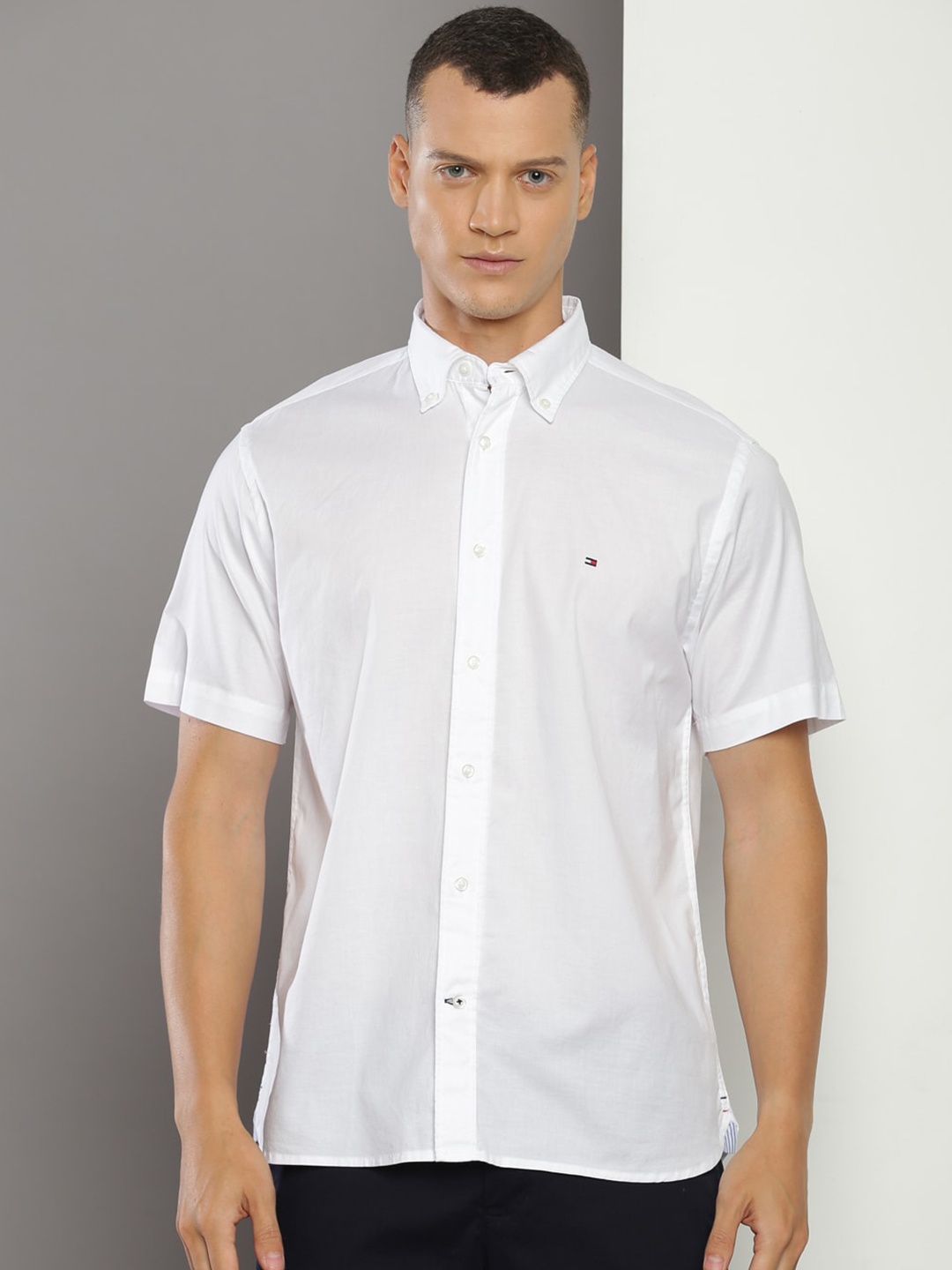 

Tommy Hilfiger Opaque Button-Down Collar Cotton Casual Shirt, White