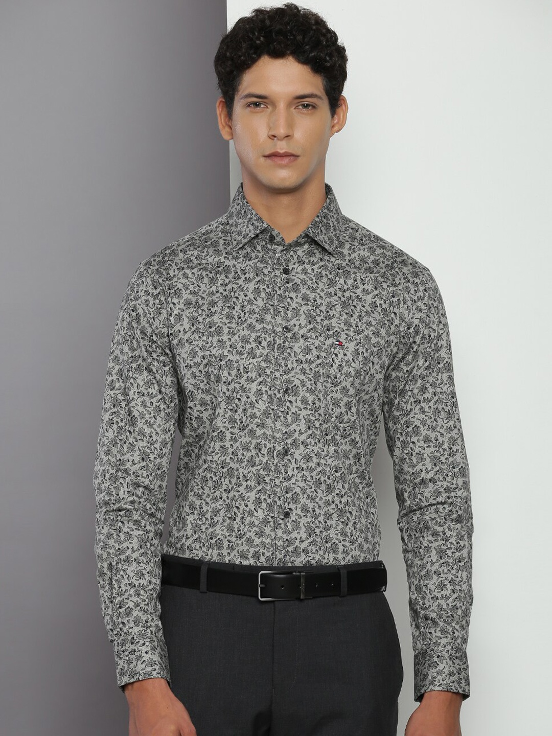 

Tommy Hilfiger Spread Collar Long Sleeves Floral Printed Formal Pure Cotton Shirt, Grey