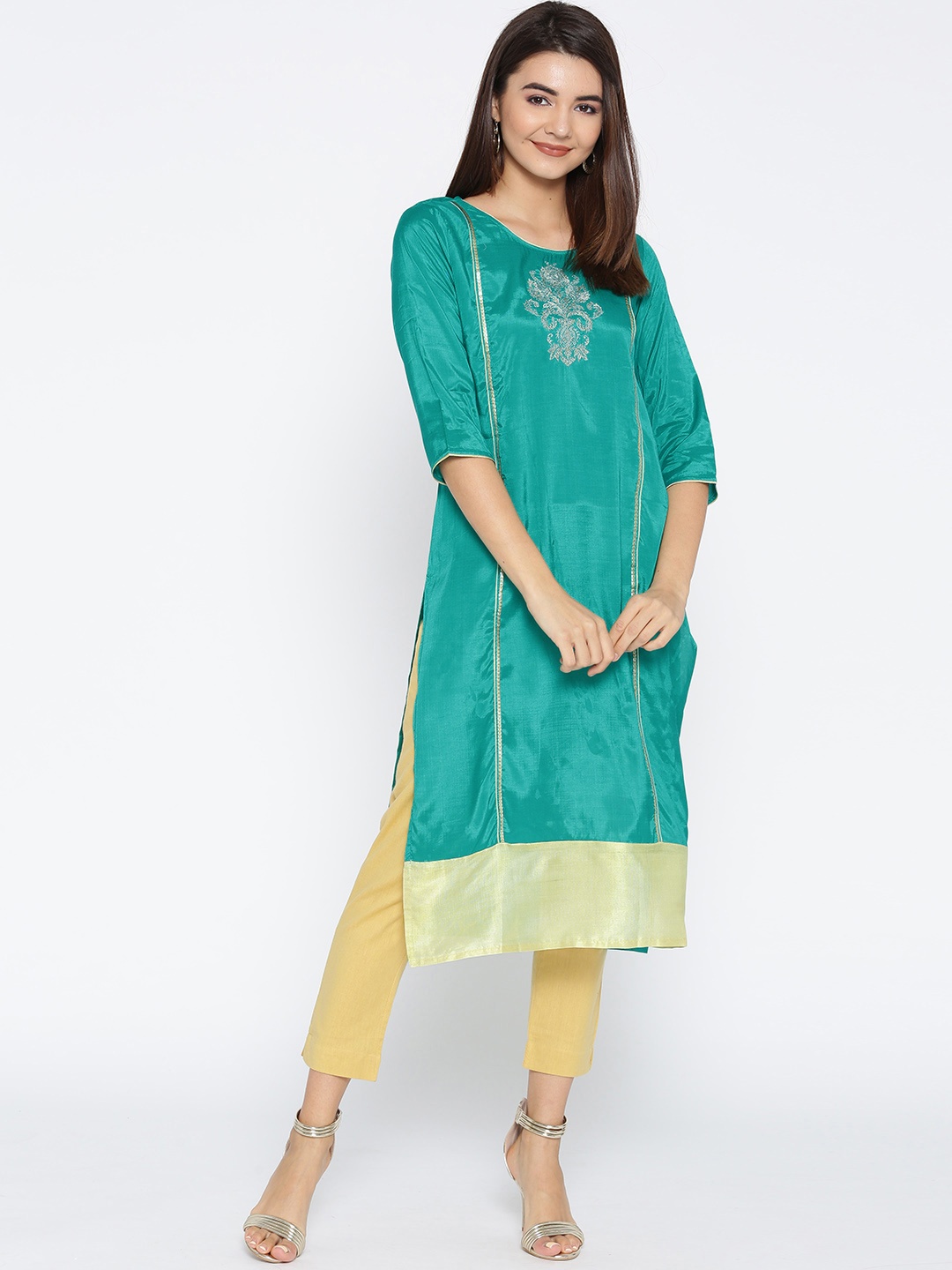 

AURELIA Women Green Solid Straight Kurta