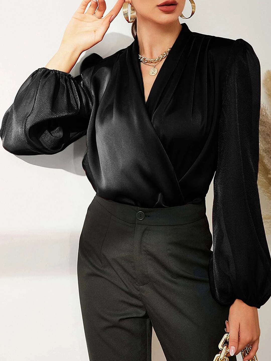

BoStreet Black V-Neck Puff Sleeves Wrap Top