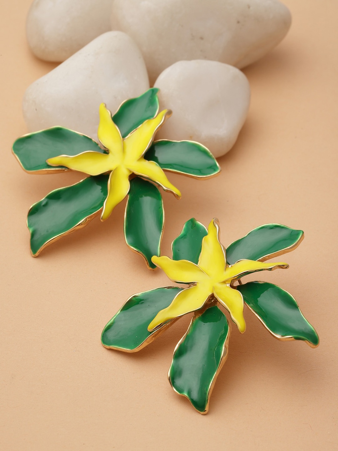 

AVANT-GARDE PARIS Gold-Plated Floral Enamelled Studs Earrings, Green