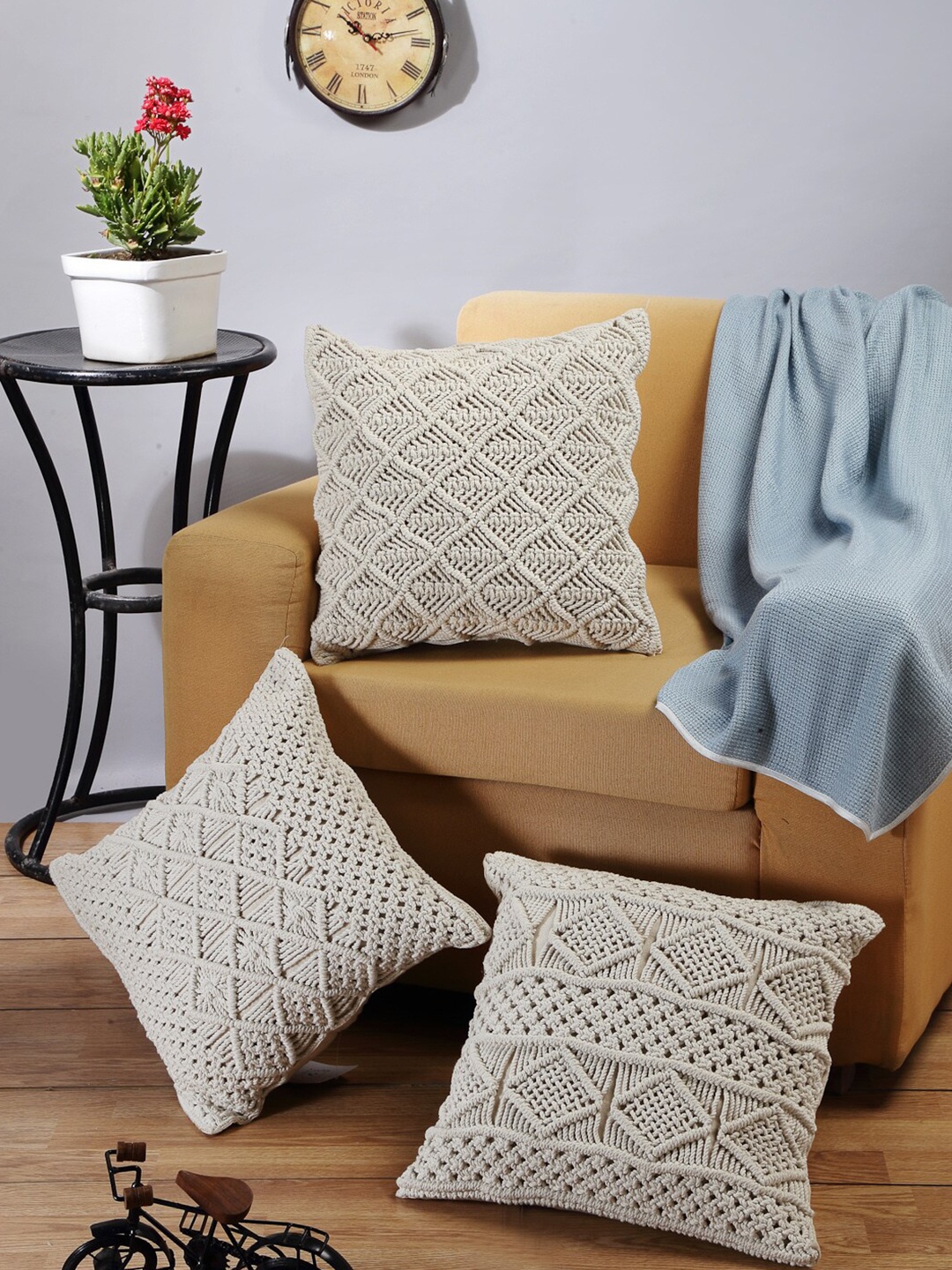 

ANWYN Off White 3-Pieces Pure Cotton Square Cushion Covers