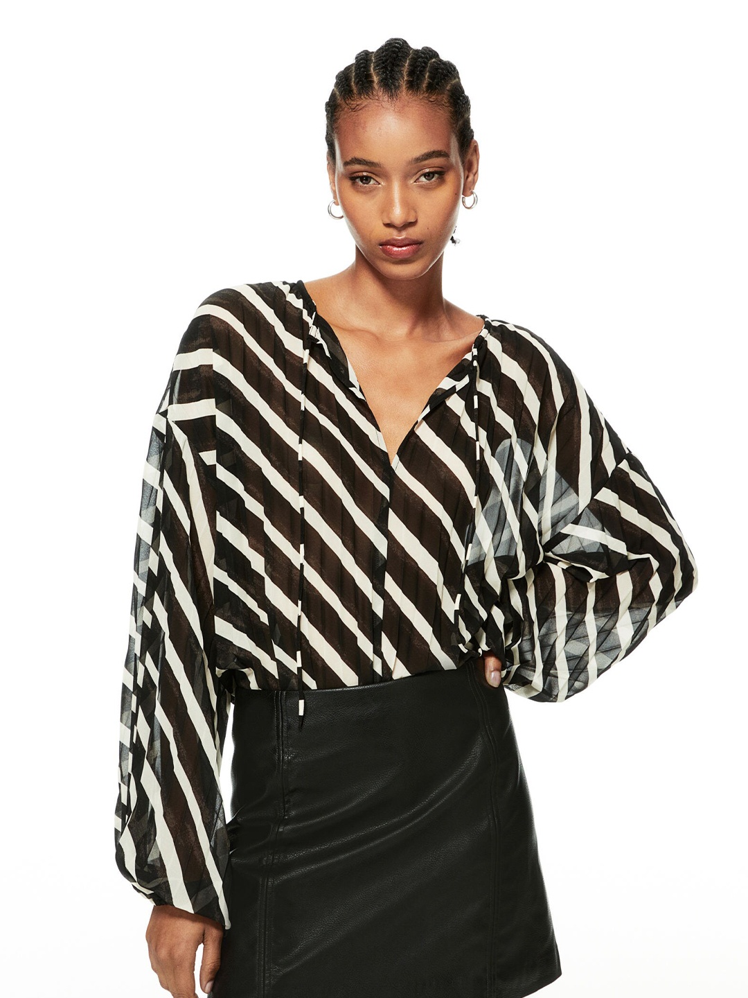 

H&M Pleated Blouse, Black