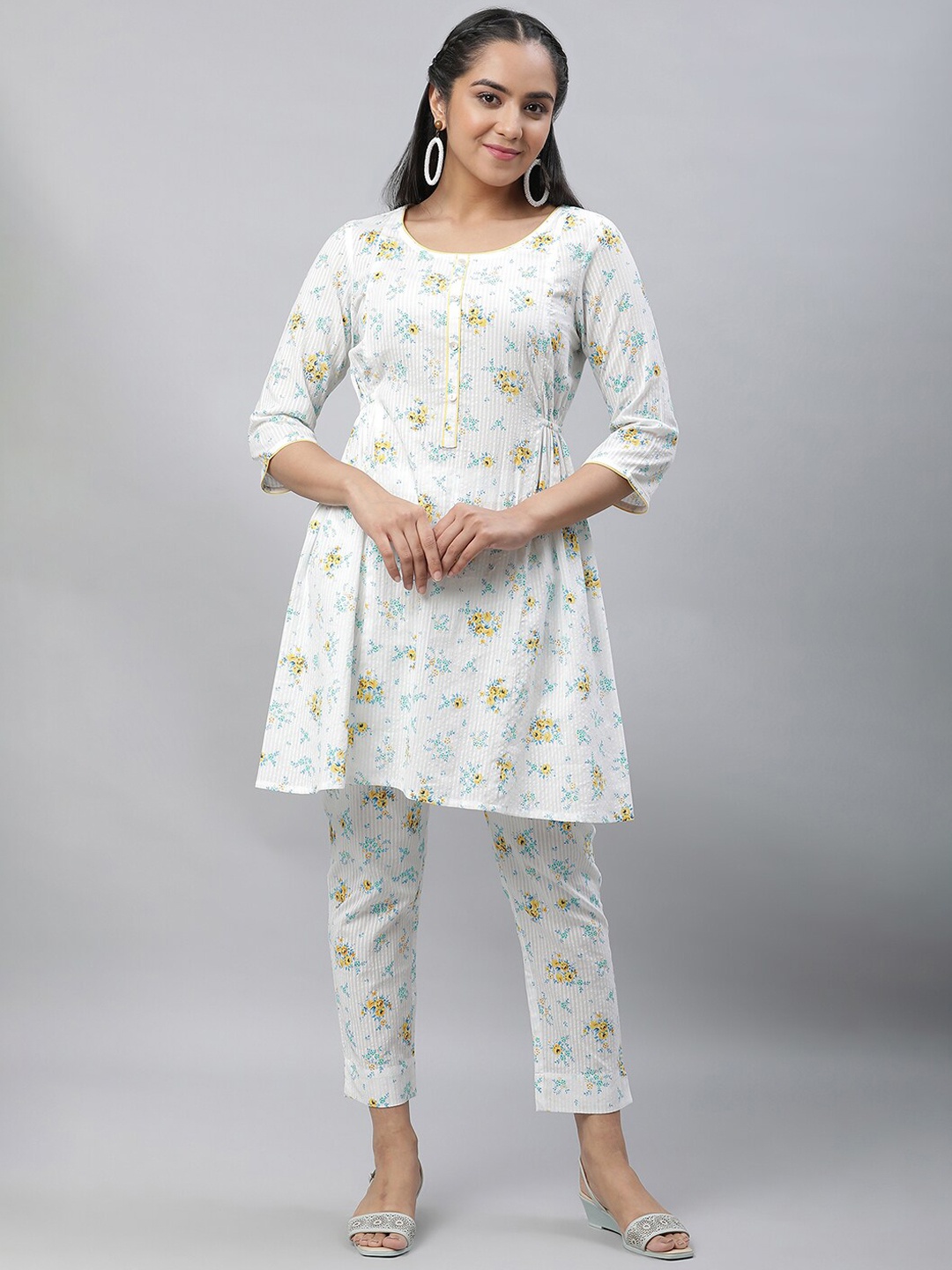 

AURELIA Floral Printed Regular A-Line Kurta with Trousers, White