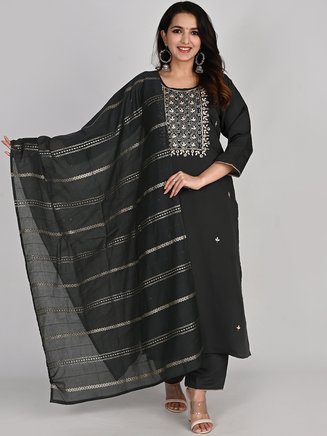 

Girly Girls Floral Embroidered Yoke Design Kurta with Pyjamas & With Dupatta, Black