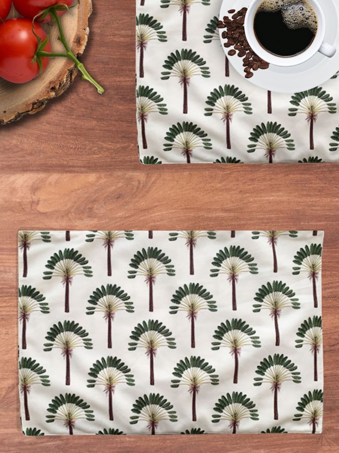

Tasseled Home White & Green 4-Pieces Palm Print Rectangular Table Placemats