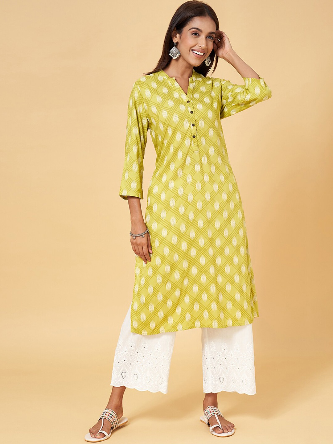 

RANGMANCH BY PANTALOONS Geometric Printed Straight Kurta, Lime green