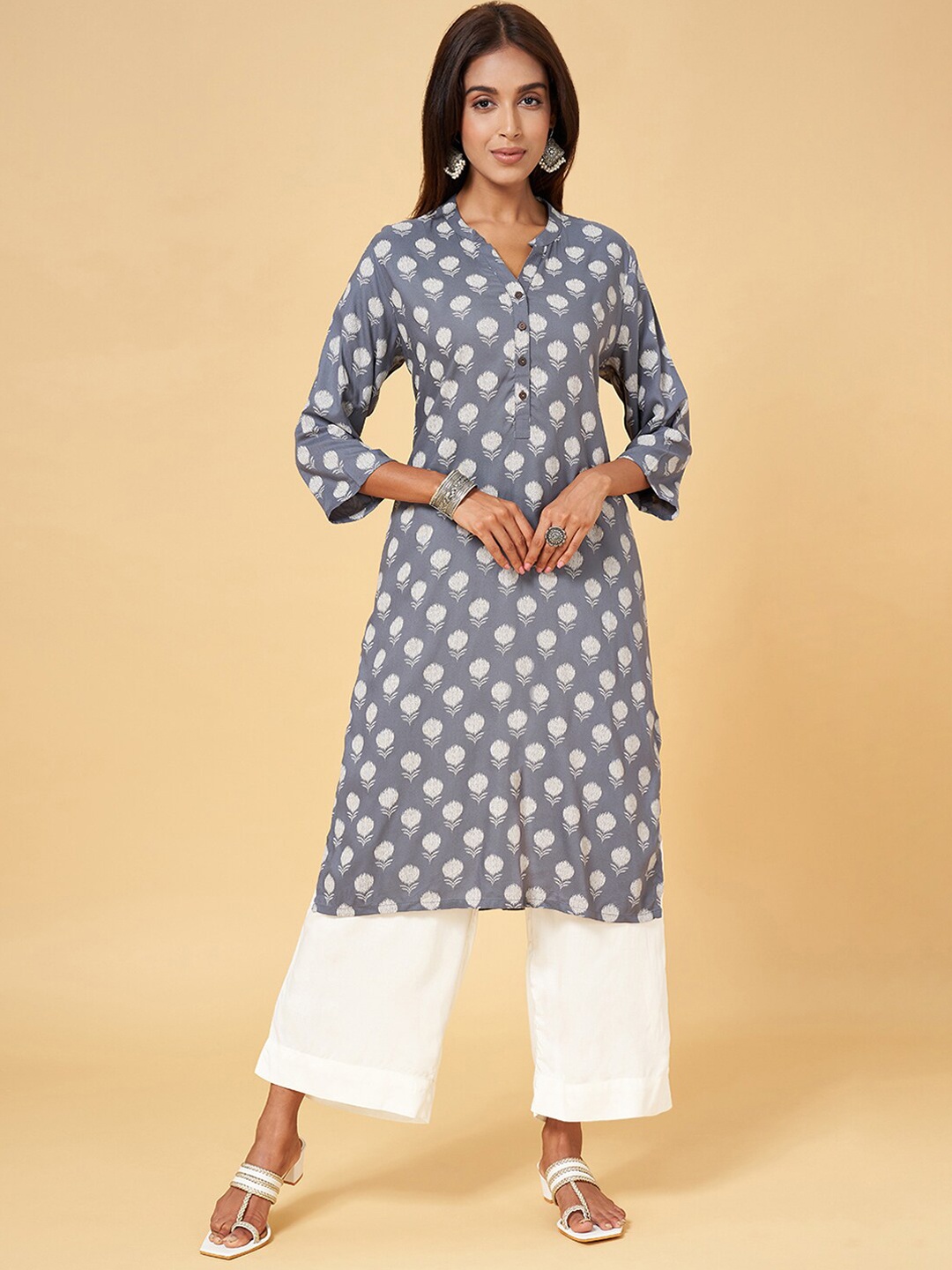 

RANGMANCH BY PANTALOONS Ethnic Motifs Printed Mandarin Collar Kurta, Grey