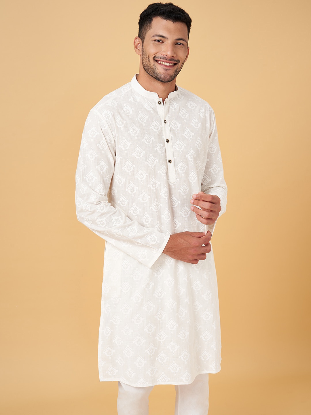 

indus route by Pantaloons Ethnic Motifs Printed Mandarin Collar Straight Kurta, White