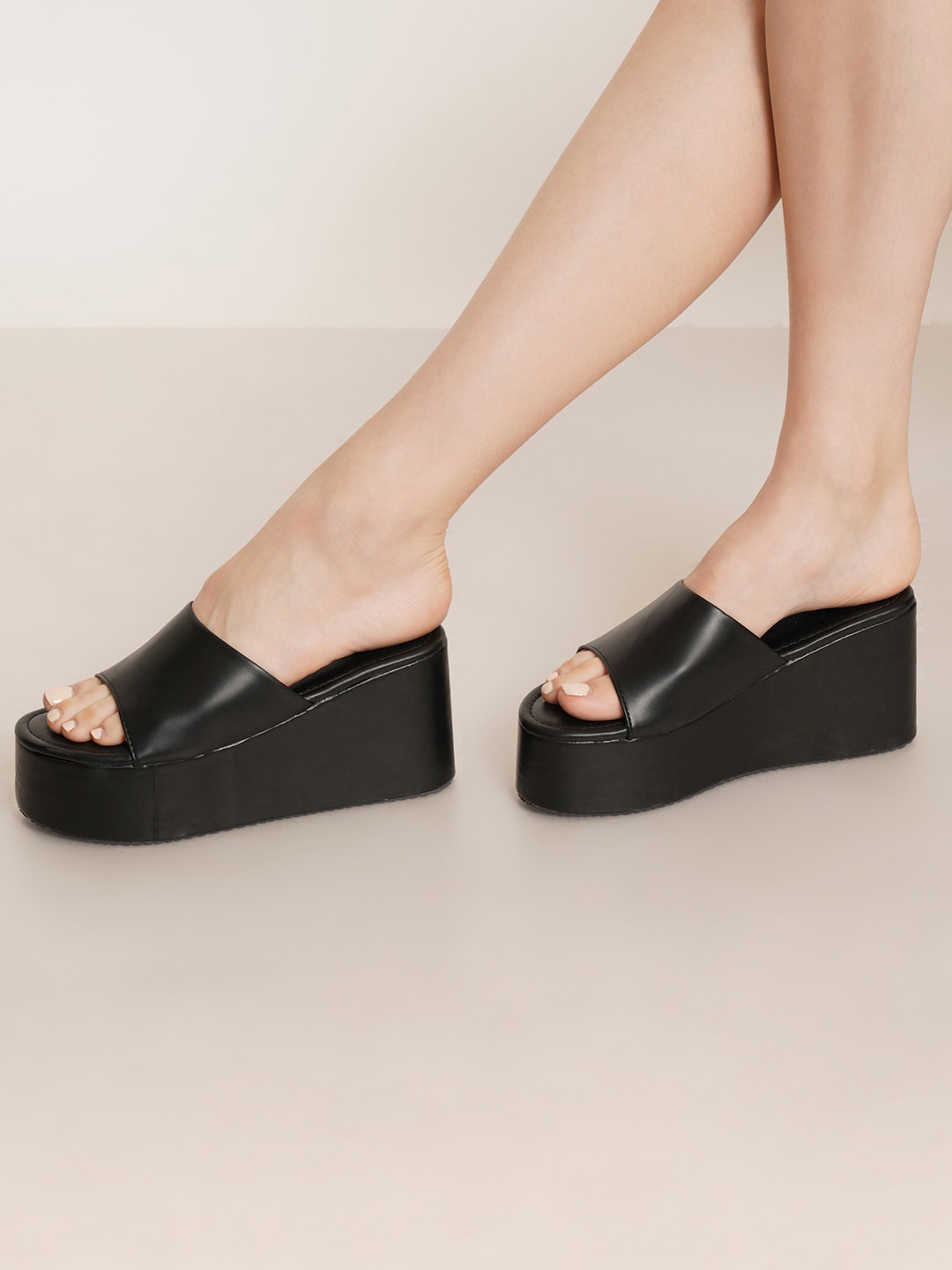 

HASTEN Open Flatform Heels, Black