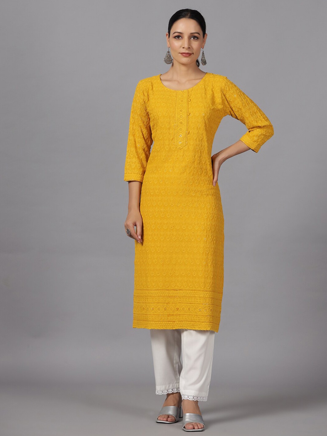 

Amchoor Ethnic Motifs Embroidered Sequined Chikankari Kurta, Mustard