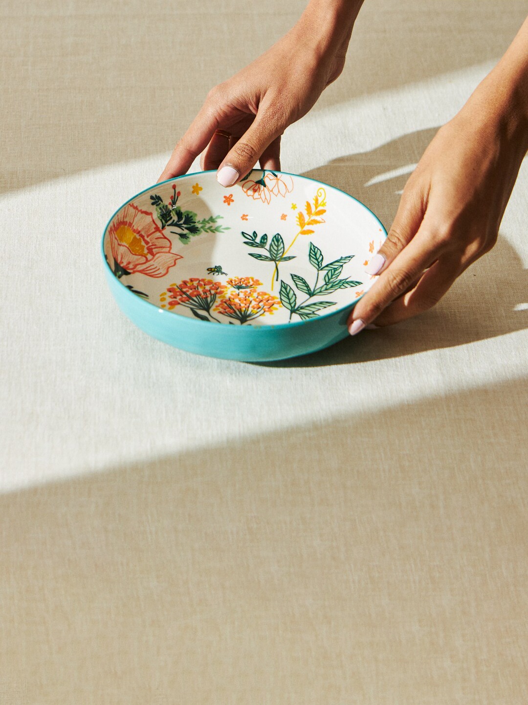 

Chumbak Cream-Coloured & Blue Bake & Bloom Baking Dish