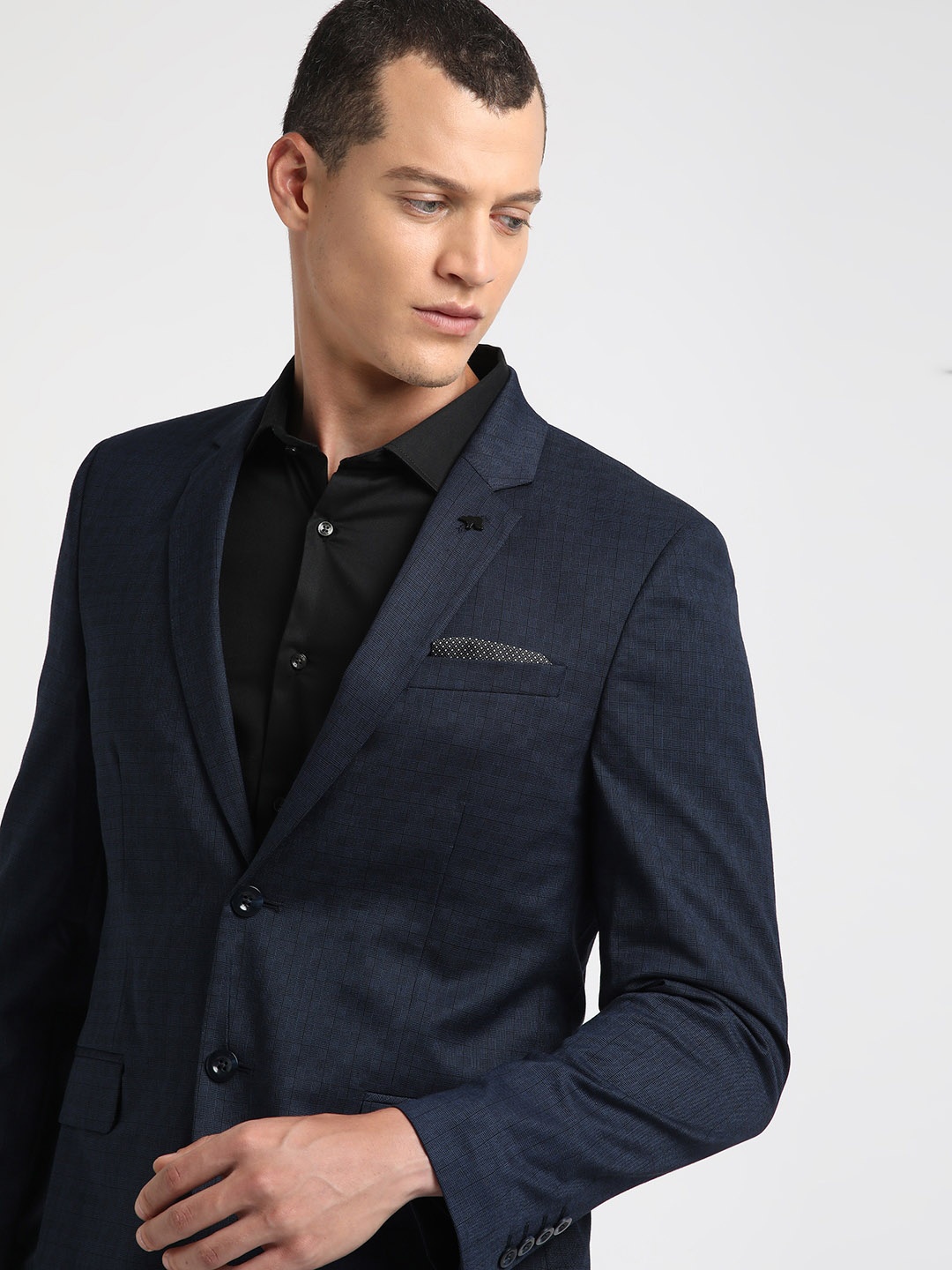 

THE BEAR HOUSE Self Design Tailored Fit Single Breasted Formal Blazer, Blue