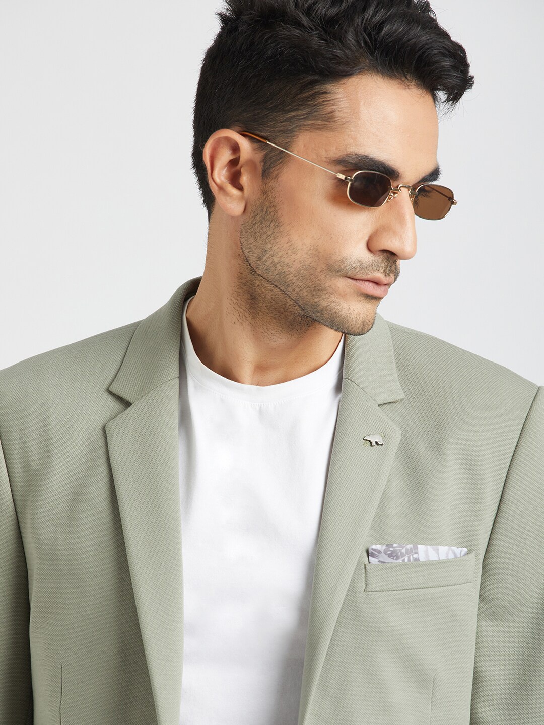 

THE BEAR HOUSE Self Design Tailored Fit Single Breasted Formal Blazer, Green