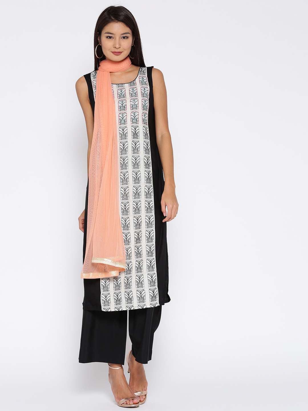

AURELIA Women Off-White & Black Self-Design Kurta with Palazzos & Dupatta