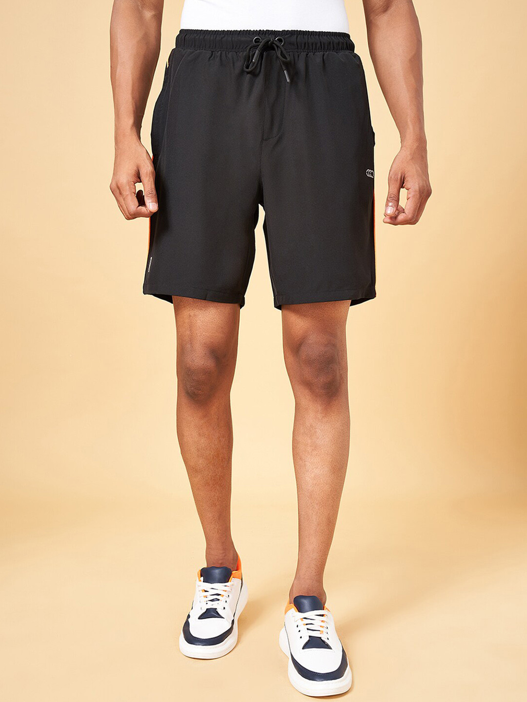 

Ajile by Pantaloons Men Slim Fit Outdoor Sports Shorts, Black