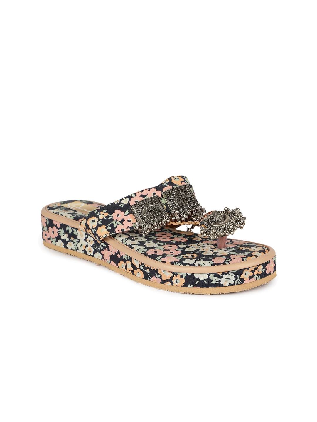 

The Desi Dulhan Ethnic Embellished Printed Open Toe Flatform Heels, Black