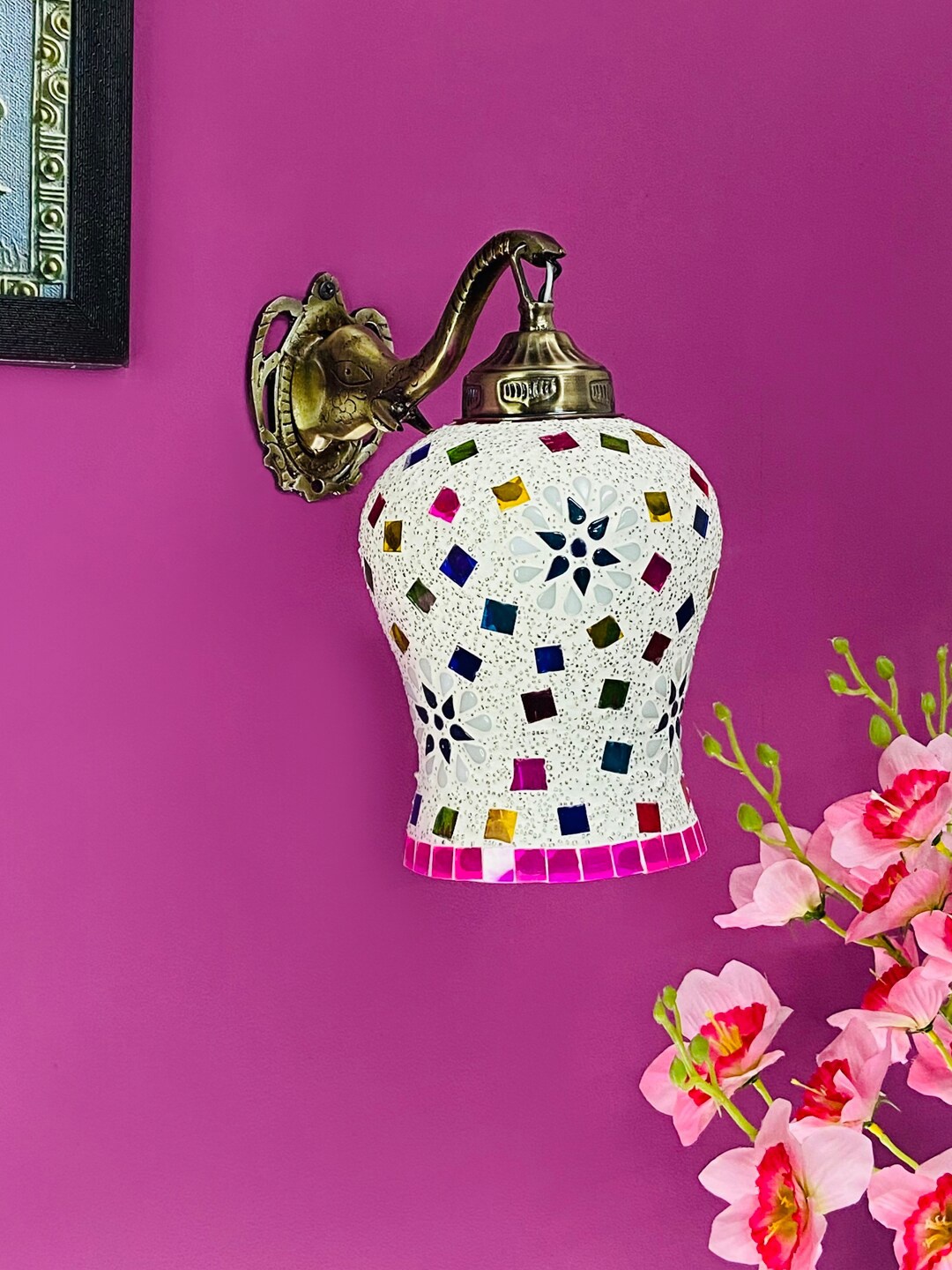 

foziq White & Pink Textured Glass Wall Lamp