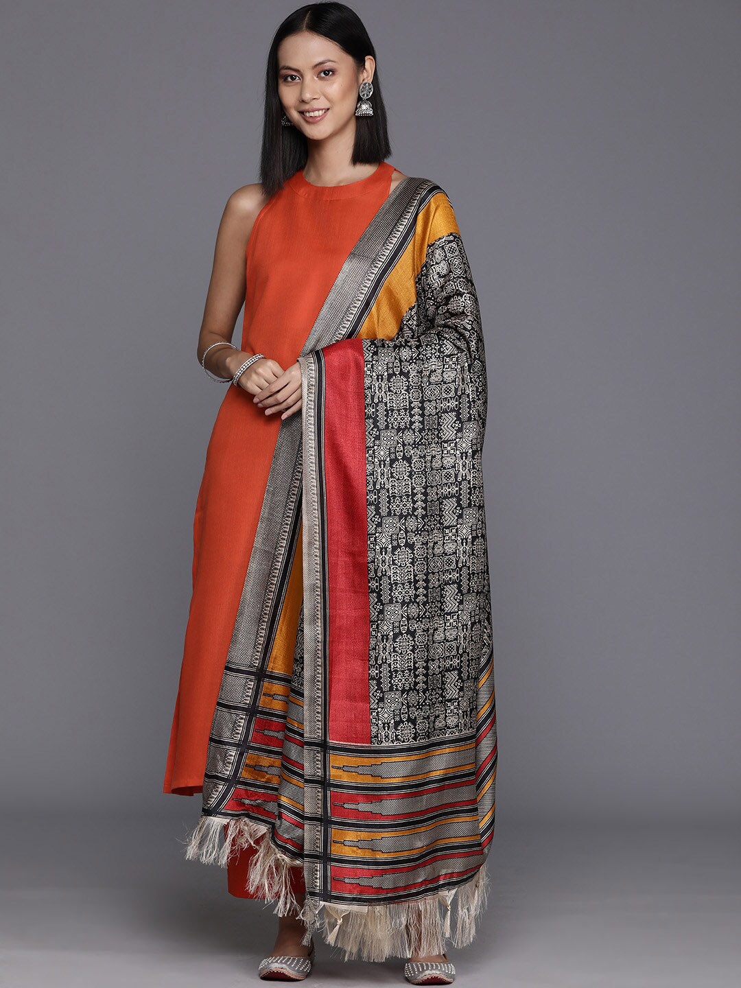 

Varanga Ethnic Motif Kurta with Trousers & Dupatta, Rust