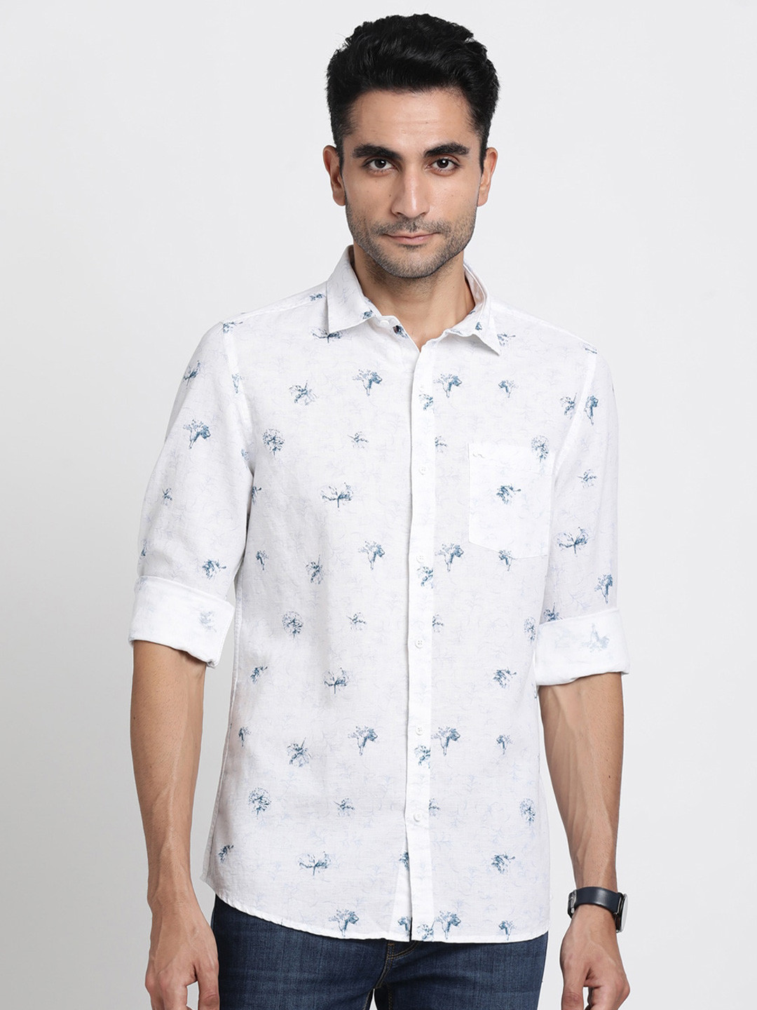 

Turtle Relaxed Slim Fit Opaque Printed Casual Shirt, White