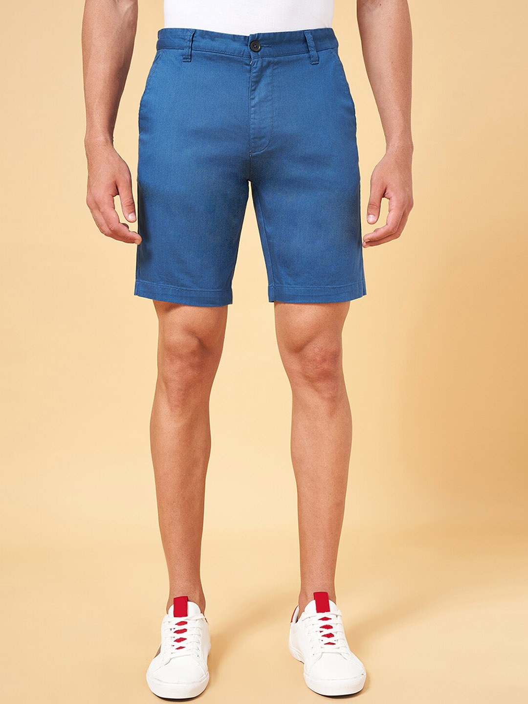 

BYFORD by Pantaloons Men Mid-Rise Slim Fit Regular Shorts, Blue