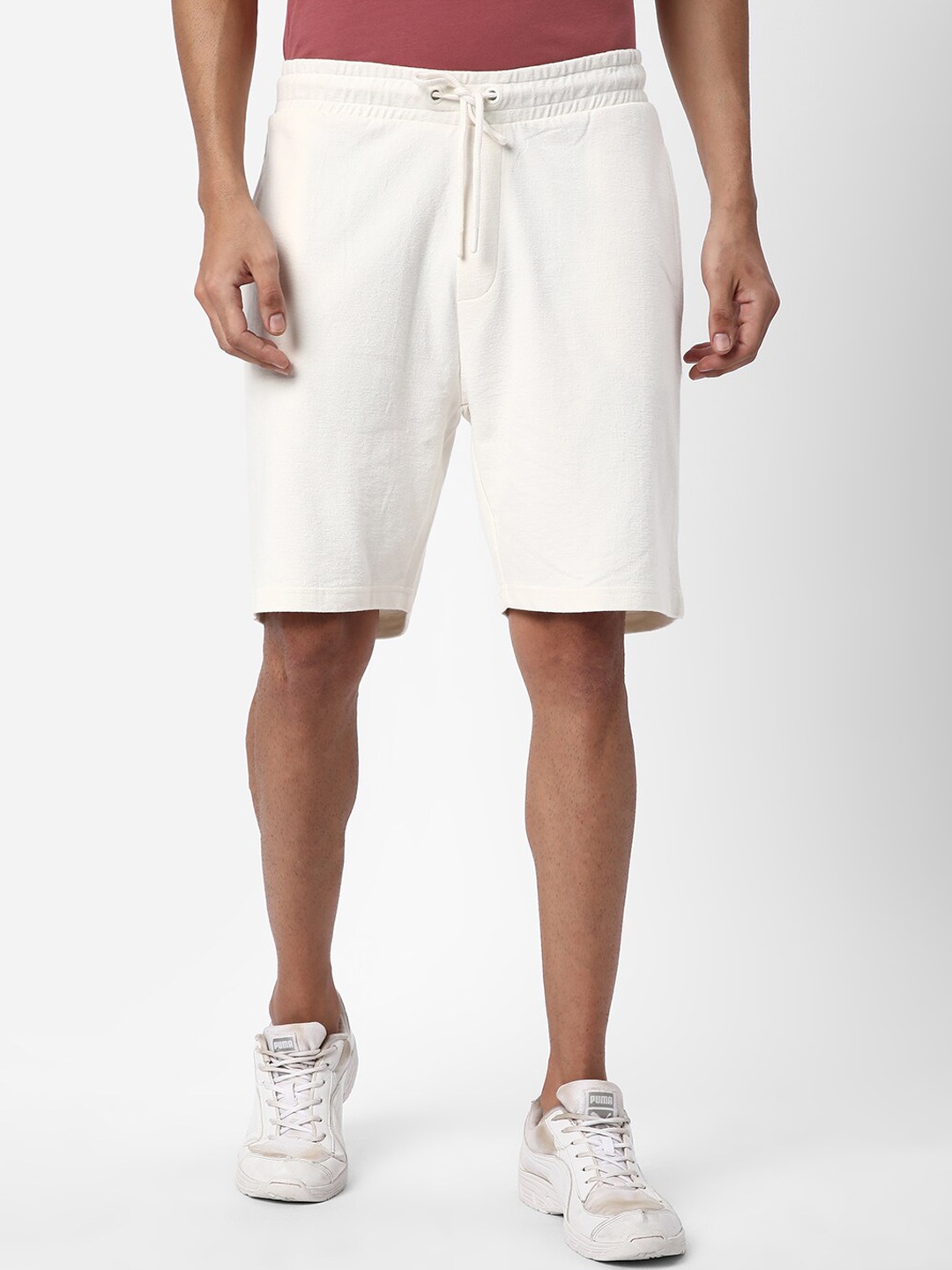 

R&B Men Mid-Rise Cotton Casual Shorts, White