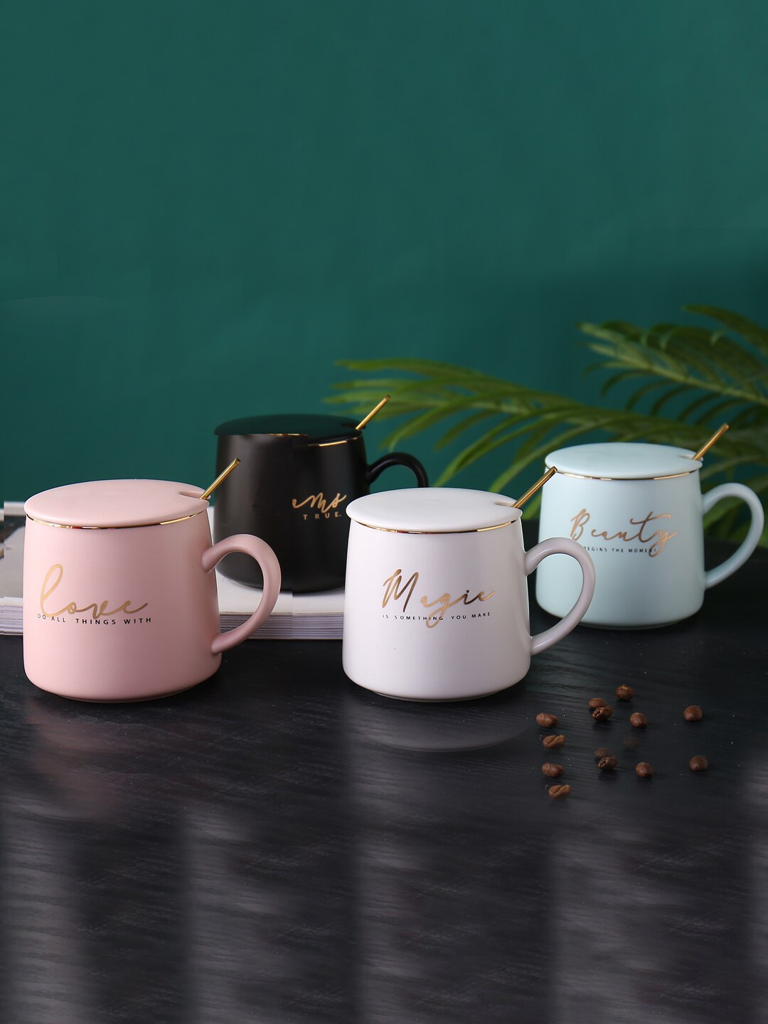 

BonZeaL Pink & Blue 4-Pieces Printed Ceramic Matte Mugs With Lid Spoon 300ml