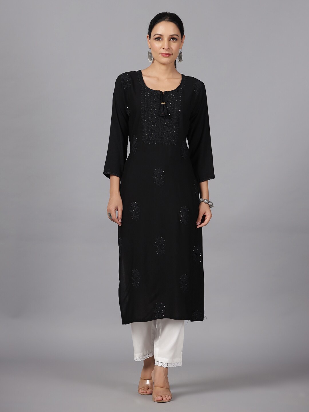 

Amchoor Floral Embroidered Sequined detail Tie-up neck Straight Kurta, Black