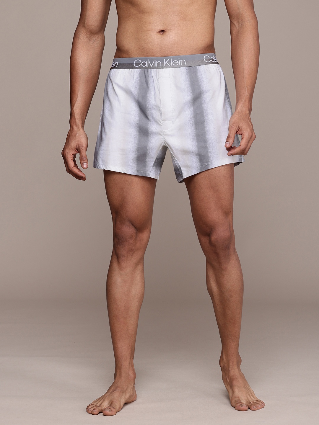 

Calvin Klein Underwear Striped Boxers NB3012GB4, Grey